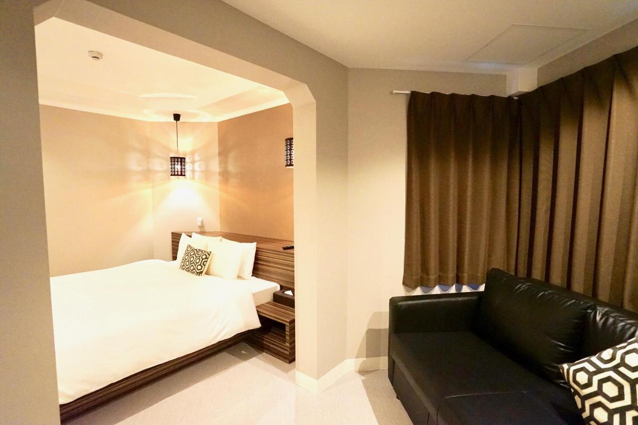 Hotel 88 Shinsaibashi Ōsaka Exterior foto